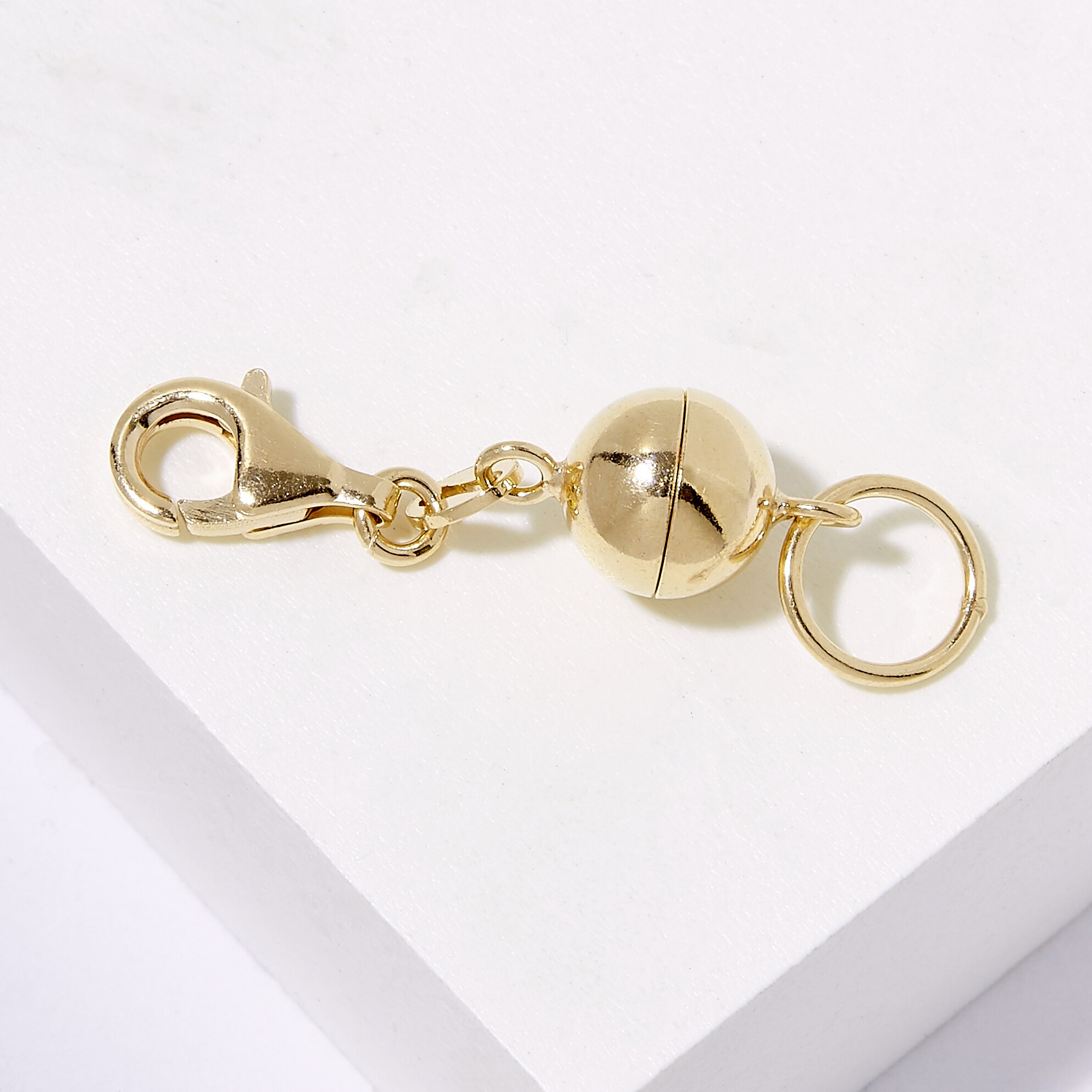 Gold-tone Magnetic Clasps | Pia Jewellery